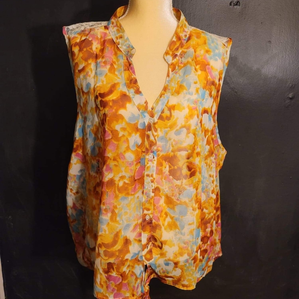 Knotted multicolored top ♡